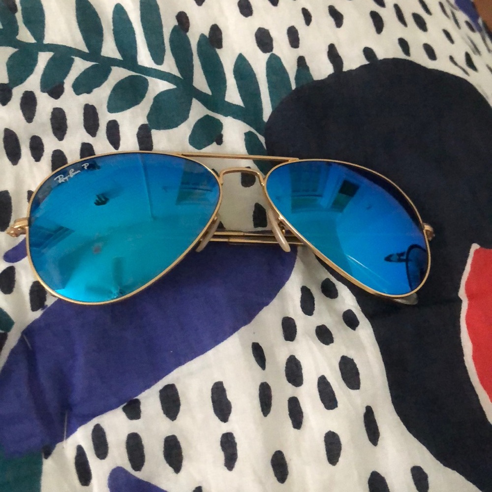 Ray Ban Aviator sunglasses